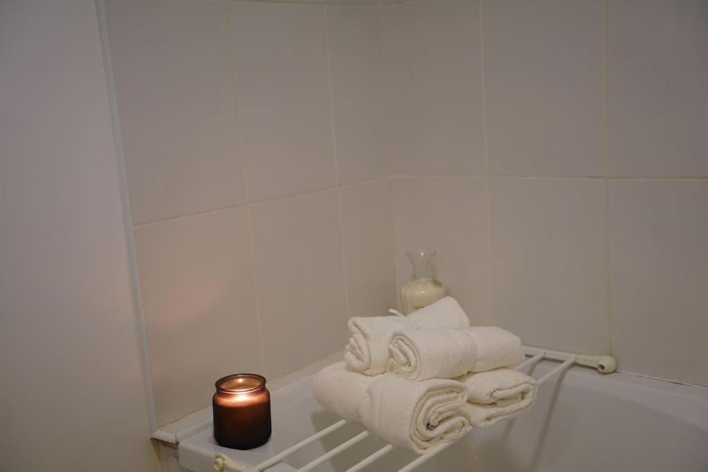 Skyview Retreat Spacious Comfort Lucan Esterno foto
